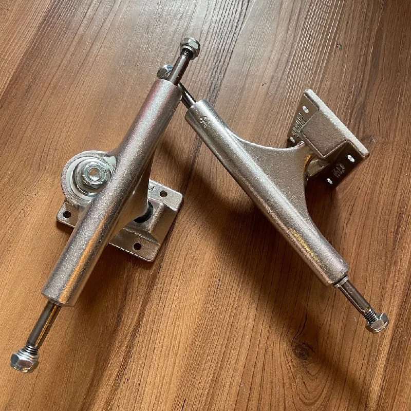 ACE - Classic Polished Skateboard Trucks