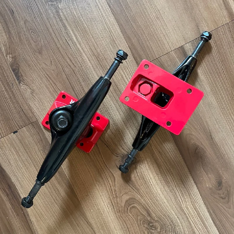 TENSOR - Alloy Black/Red Skateboard Trucks